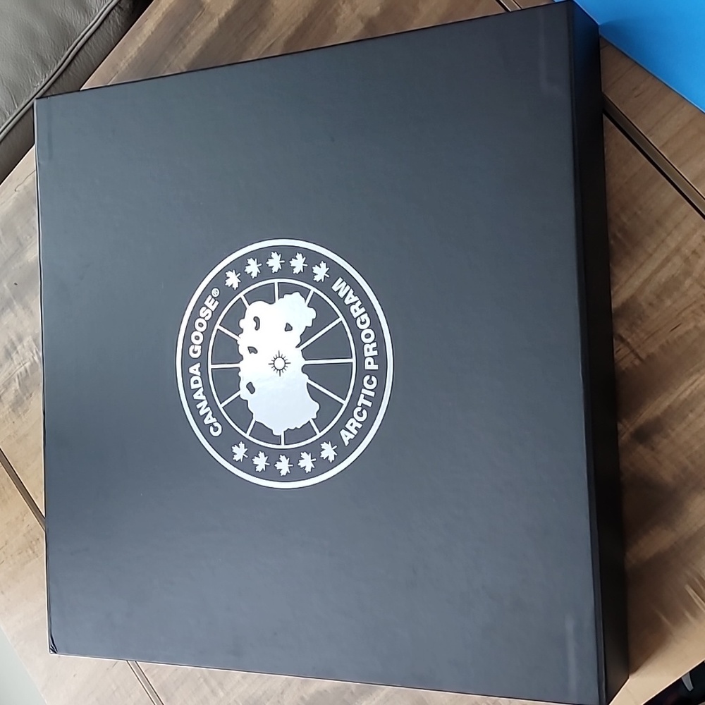 Canada goose box